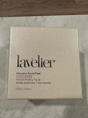 Lavelier Intensive Facial Peel - brand new in beautiful Shimmery Pearl Box
